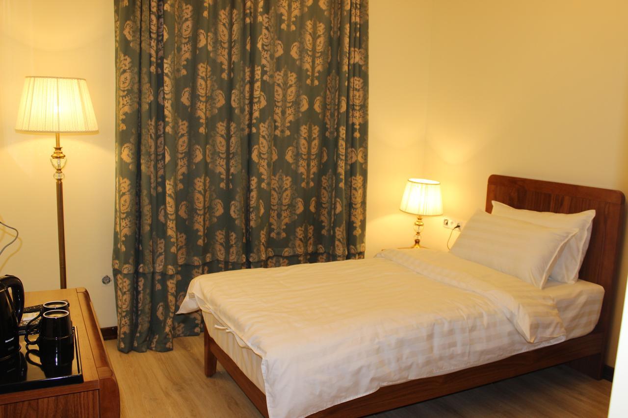 Kok-Art Hotel Jalal-Abad 외부 사진