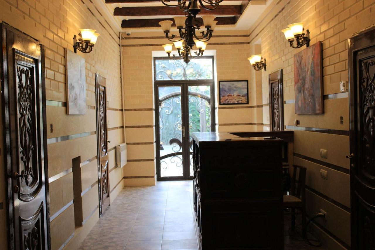 Kok-Art Hotel Jalal-Abad 외부 사진