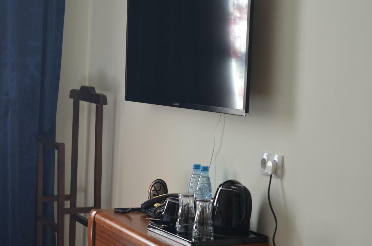 Kok-Art Hotel Jalal-Abad 외부 사진